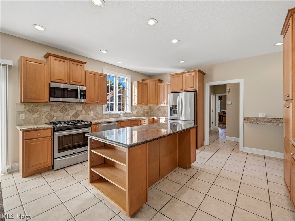 1055 Fox Den Trail Canfield OH 44406