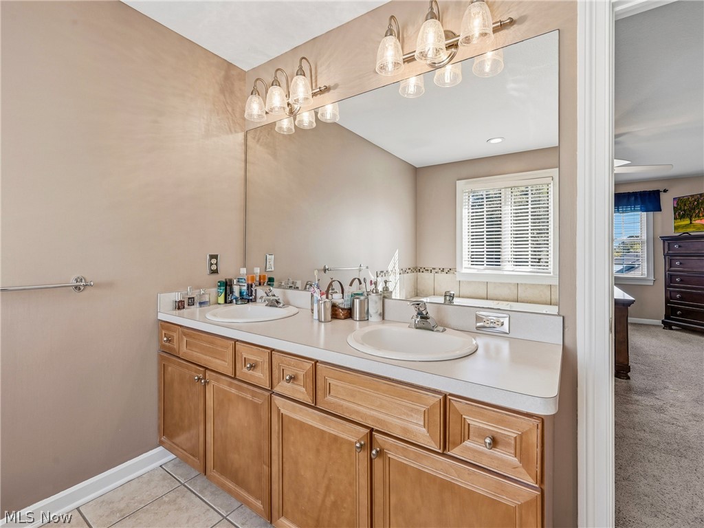 1055 Fox Den Trail Canfield OH 44406