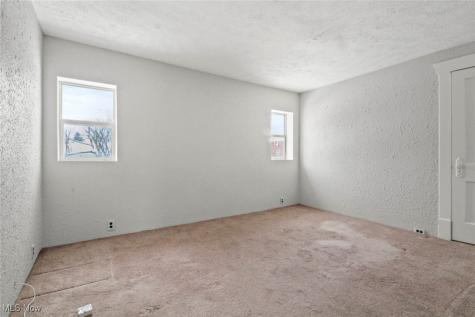 2003 E Midlothian Boulevard Youngstown OH 44502