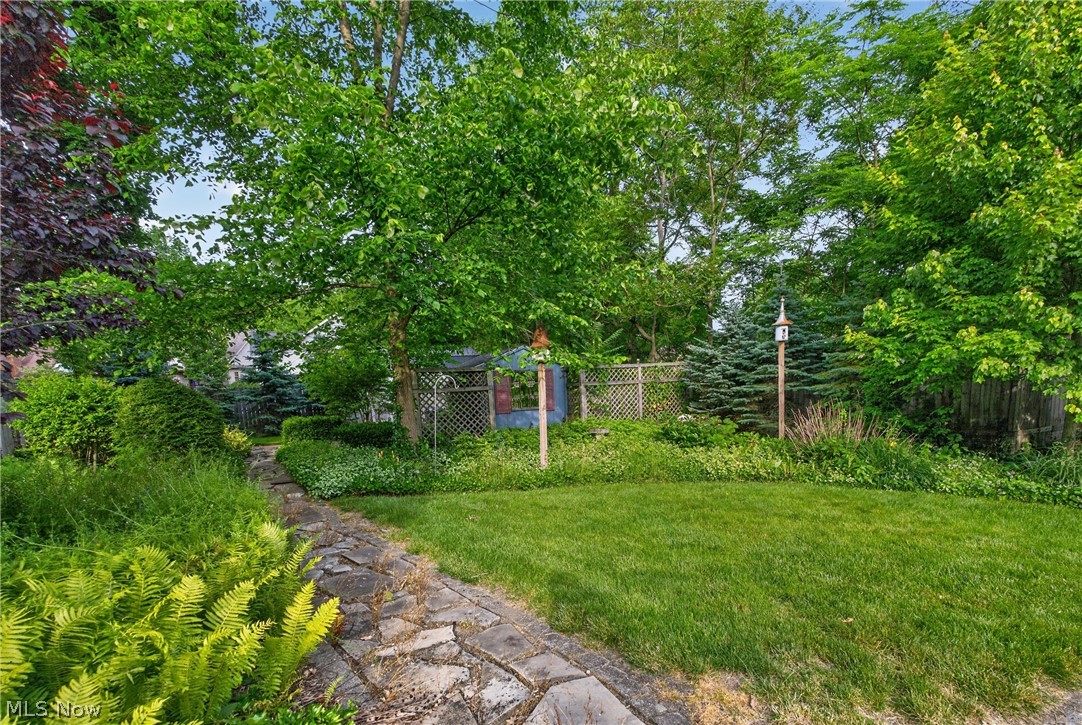 1004 S Lincoln Avenue Salem OH 44460