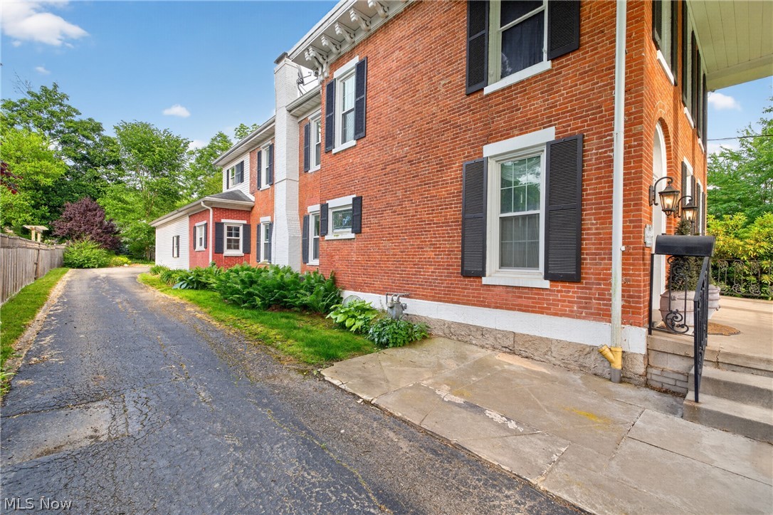 1004 S Lincoln Avenue Salem OH 44460