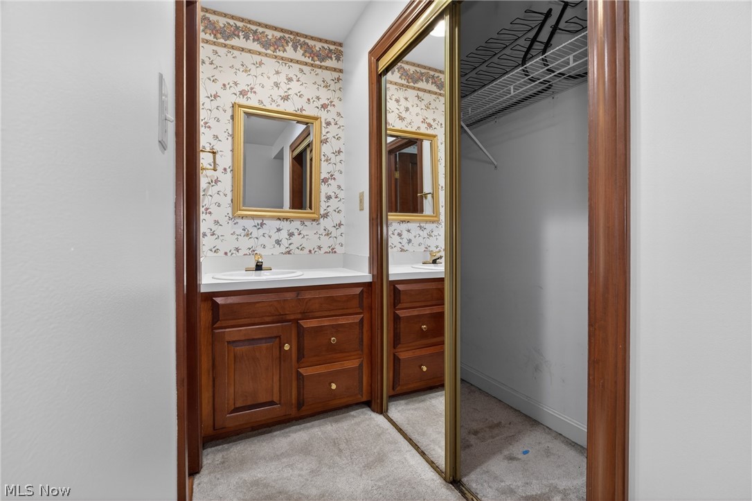 1004 S Lincoln Avenue Salem OH 44460