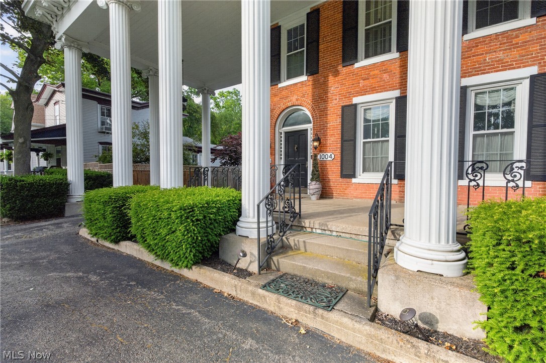 1004 S Lincoln Avenue Salem OH 44460