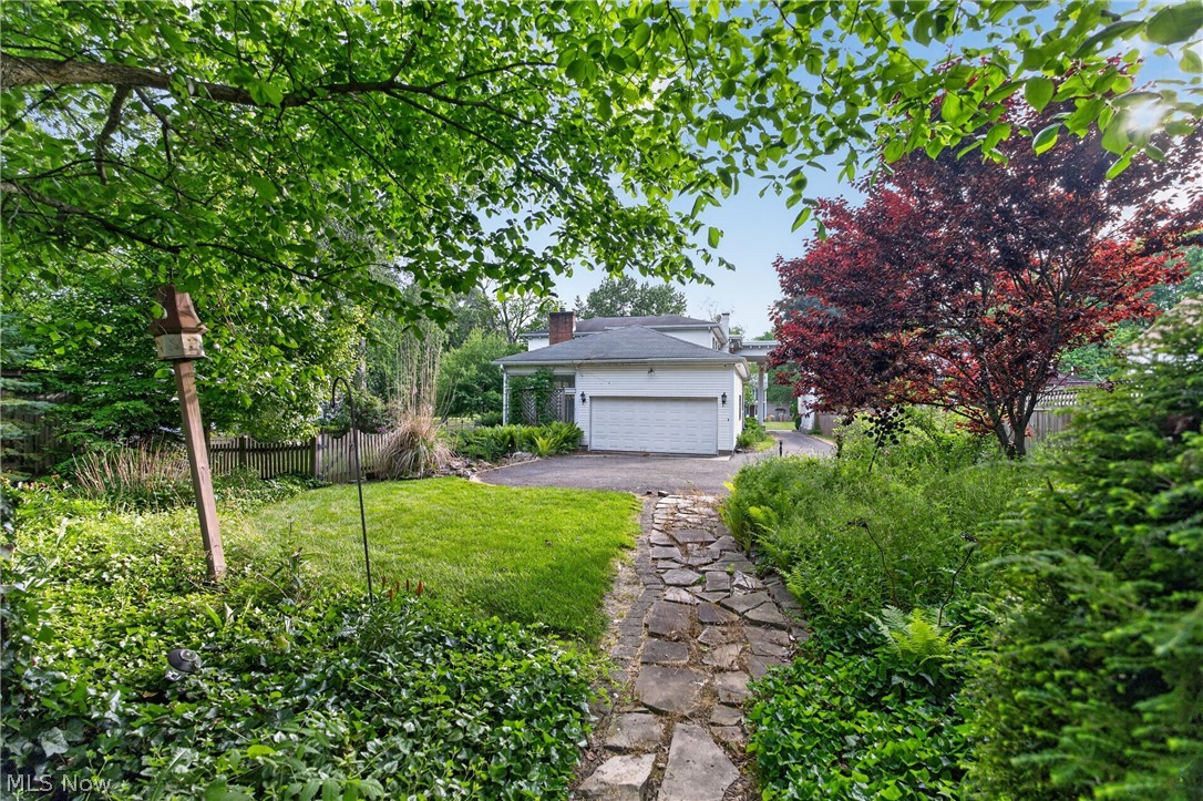 1004 S Lincoln Avenue Salem OH 44460