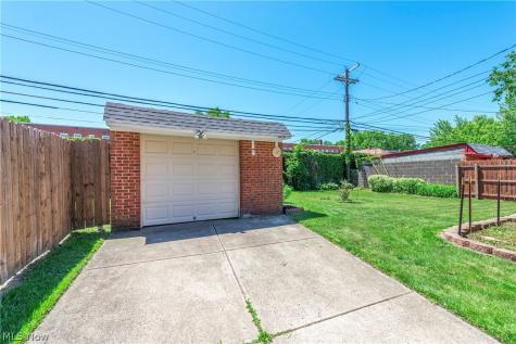 3840 Colony Road South Euclid OH 44118