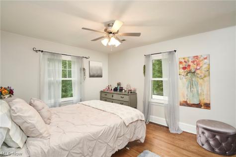 111 Overwood Road Akron OH 44313
