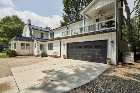 111 Overwood Road Akron OH 44313