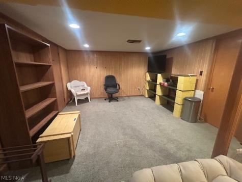 11010 Fairlawn Drive Parma OH 44130