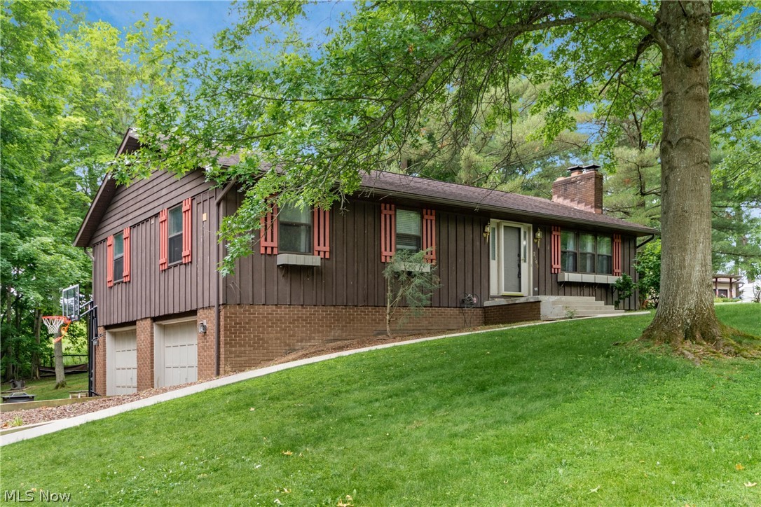2560 Tarkman Drive Nashport OH 43830
