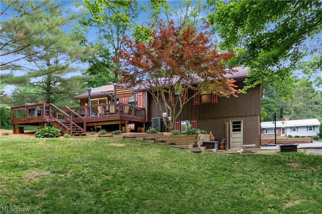2560 Tarkman Drive Nashport OH 43830