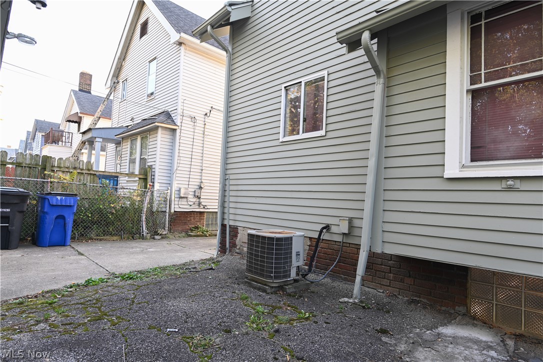 3403 W 90th Street Cleveland OH 44102