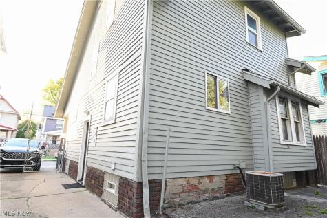3403 W 90th Street Cleveland OH 44102