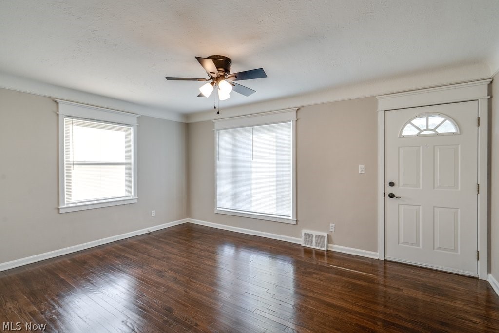 5007 Russell Avenue Parma OH 44134