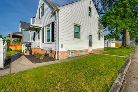 5007 Russell Avenue Parma OH 44134