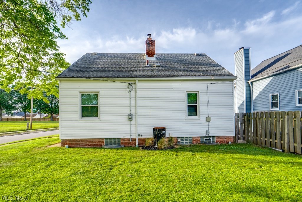 5007 Russell Avenue Parma OH 44134