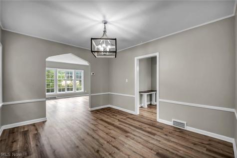 2496 Saybrook Road University Heights OH 44118