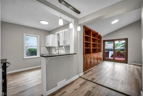 2496 Saybrook Road University Heights OH 44118