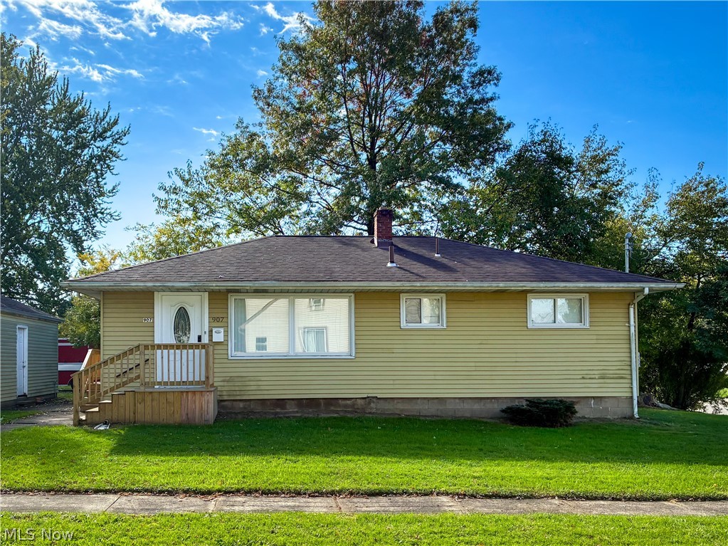 907 Fenton Street Niles OH 44446
