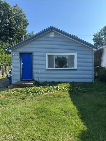 26530 Shoreview Avenue Euclid OH 44132