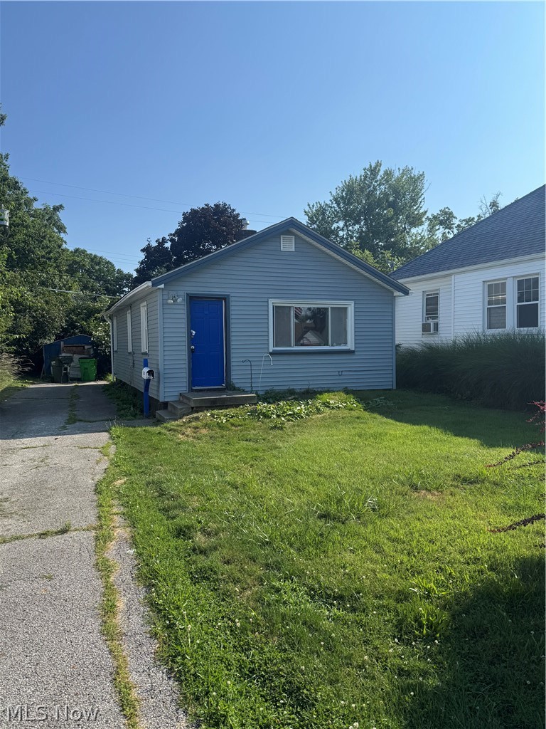 26530 Shoreview Avenue Euclid OH 44132