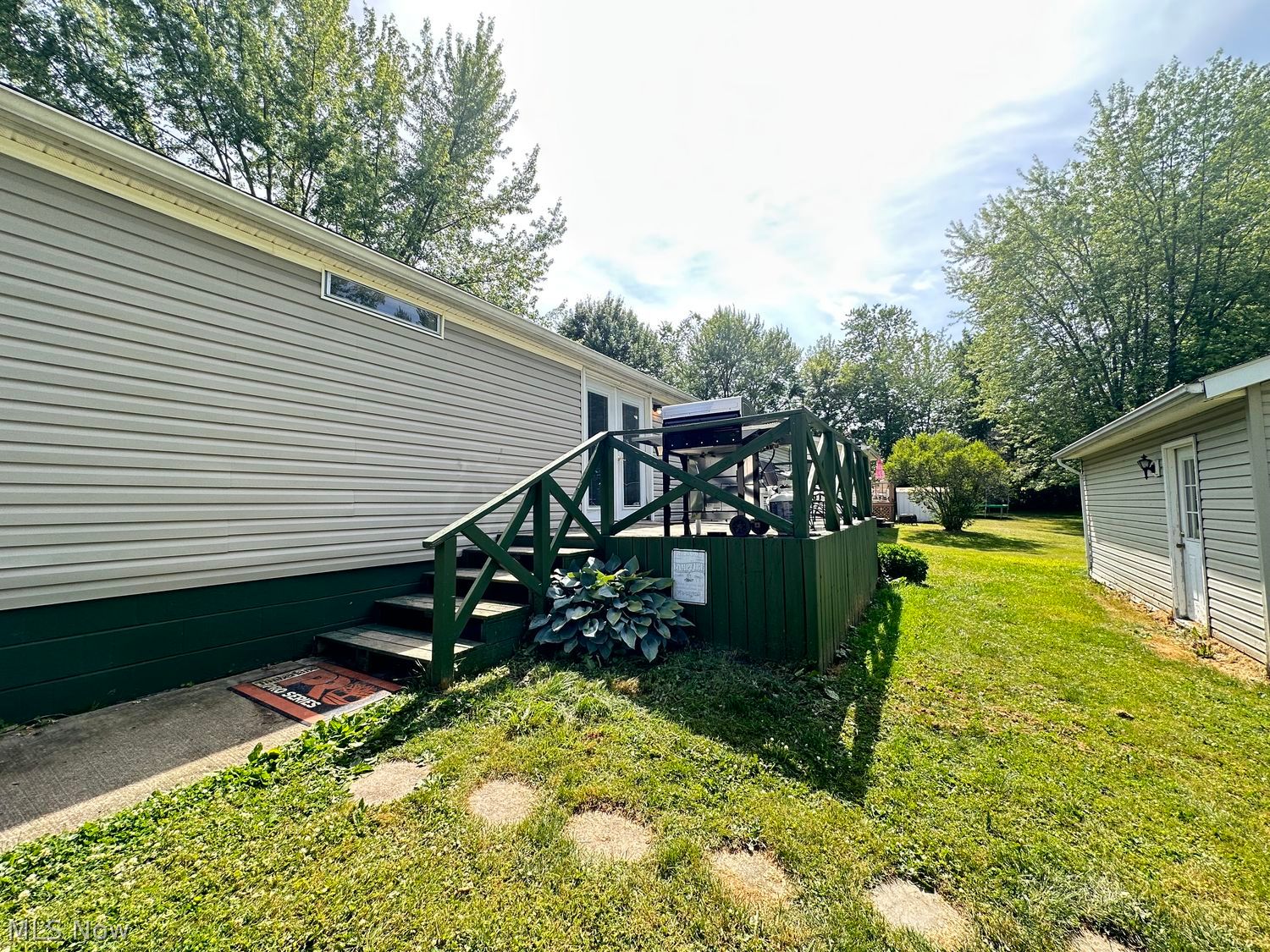 345 Cleveland Avenue E Warren OH 44483