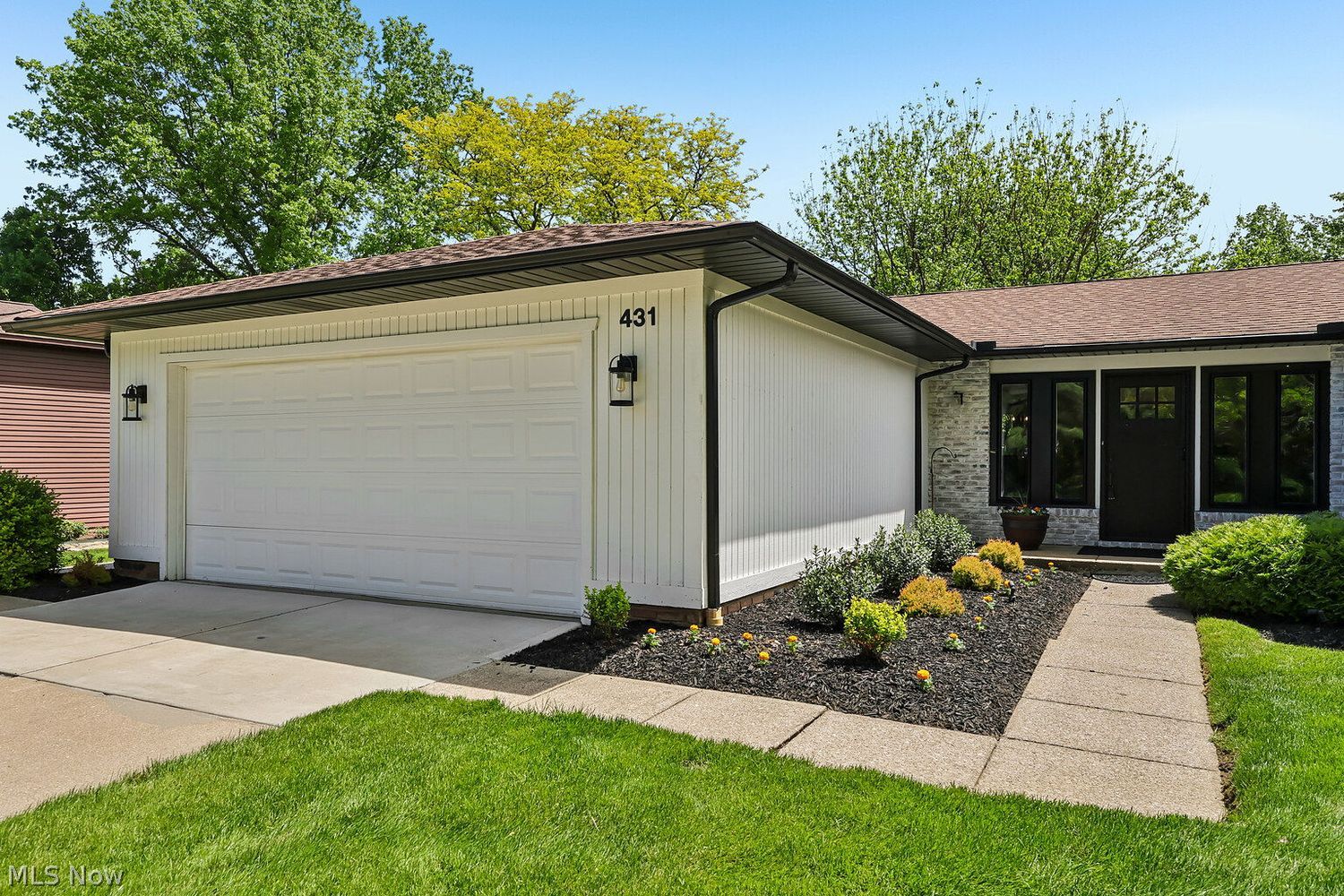431 Lynden Drive Highland Heights OH 44143