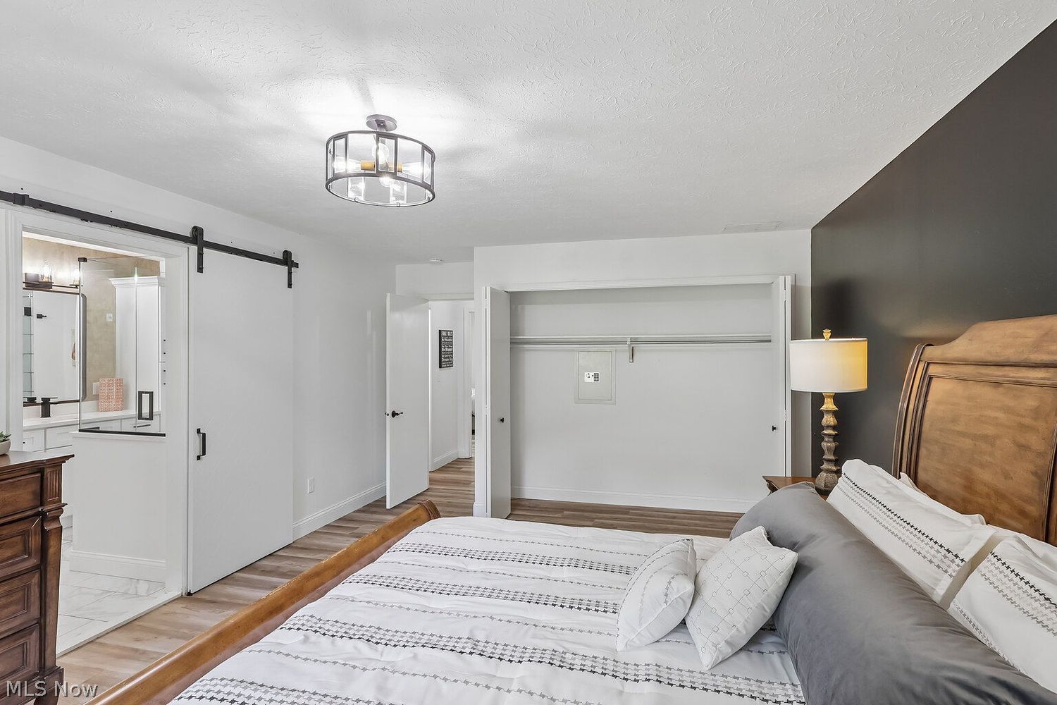 431 Lynden Drive Highland Heights OH 44143