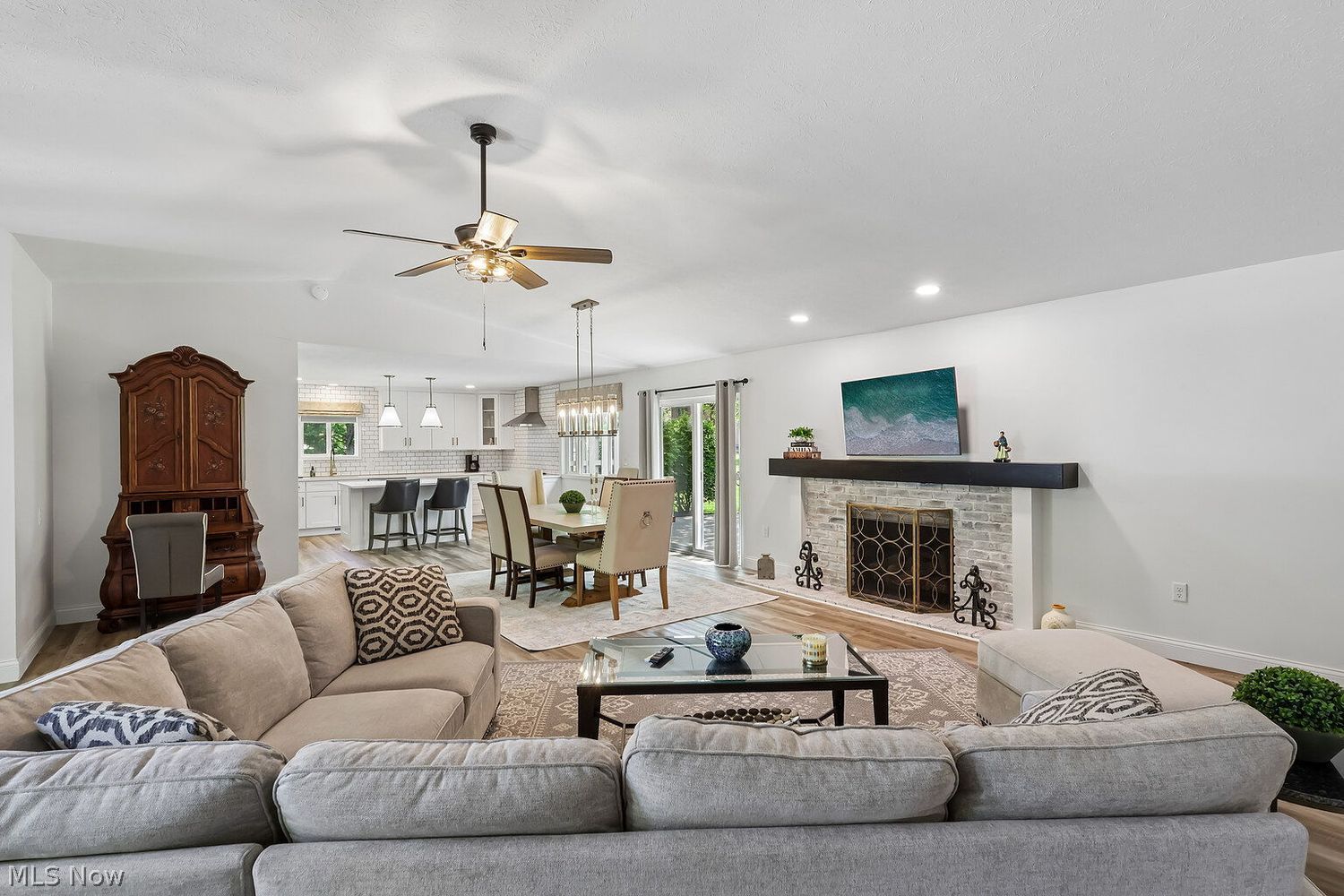 431 Lynden Drive Highland Heights OH 44143