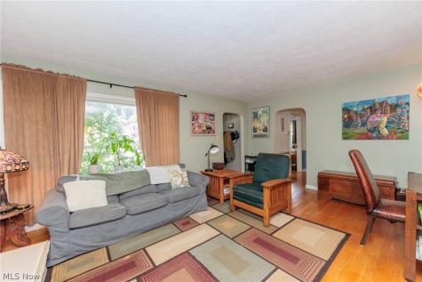 493 Malvern Road Akron OH 44303