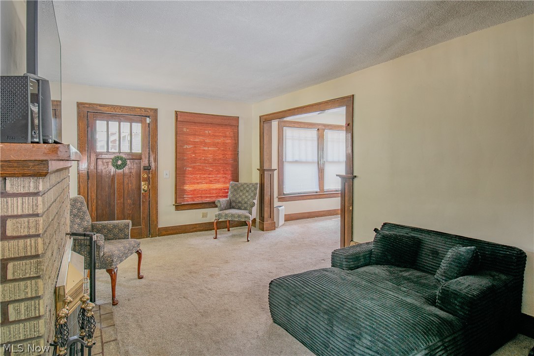 1580 Preston Avenue Akron OH 44305