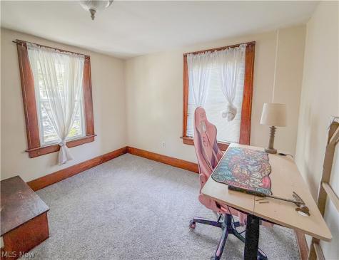 1580 Preston Avenue Akron OH 44305