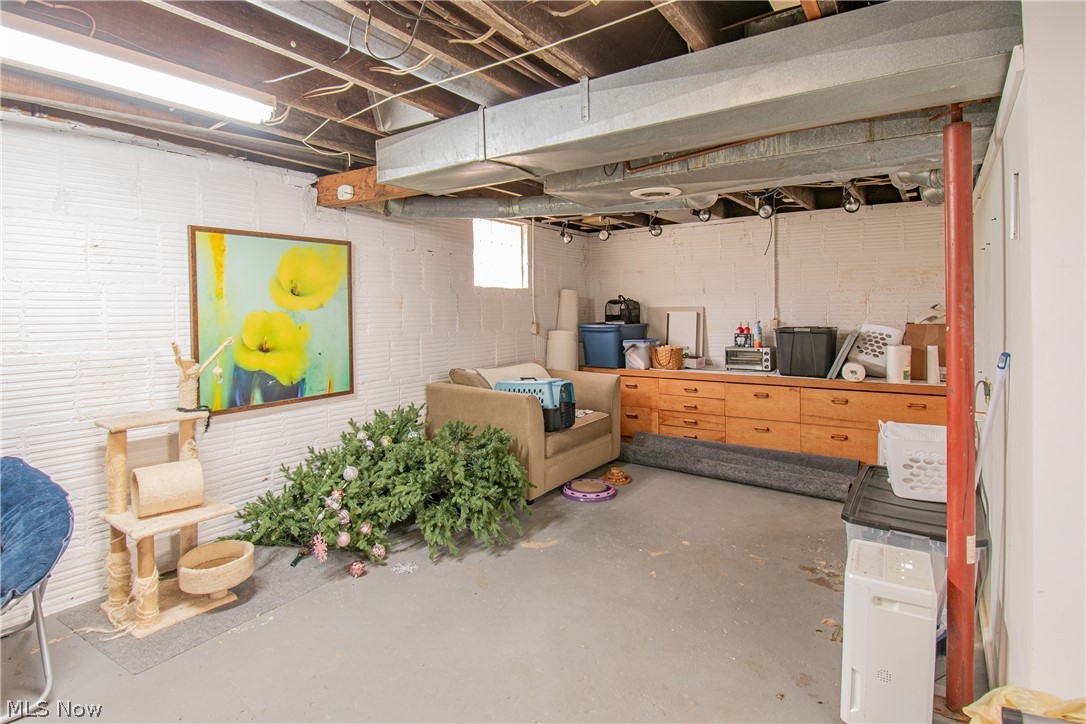 1580 Preston Avenue Akron OH 44305
