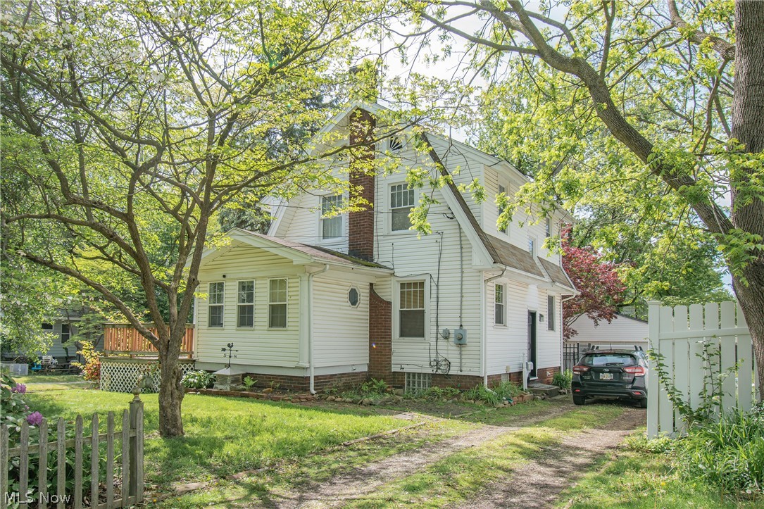1580 Preston Avenue Akron OH 44305