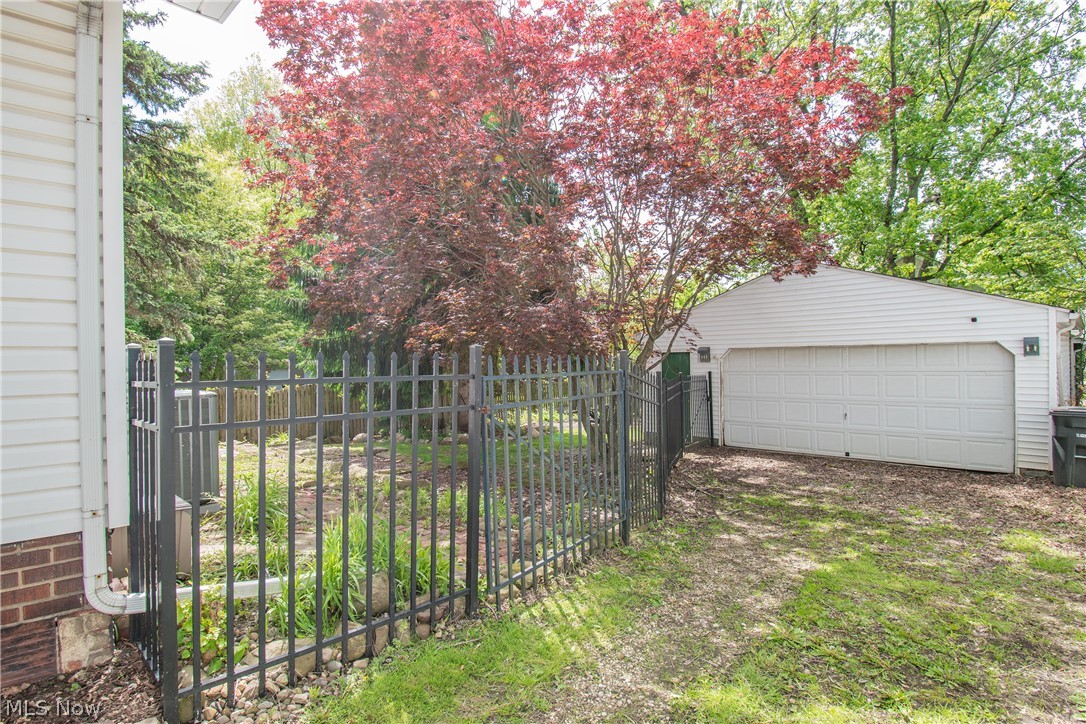 1580 Preston Avenue Akron OH 44305