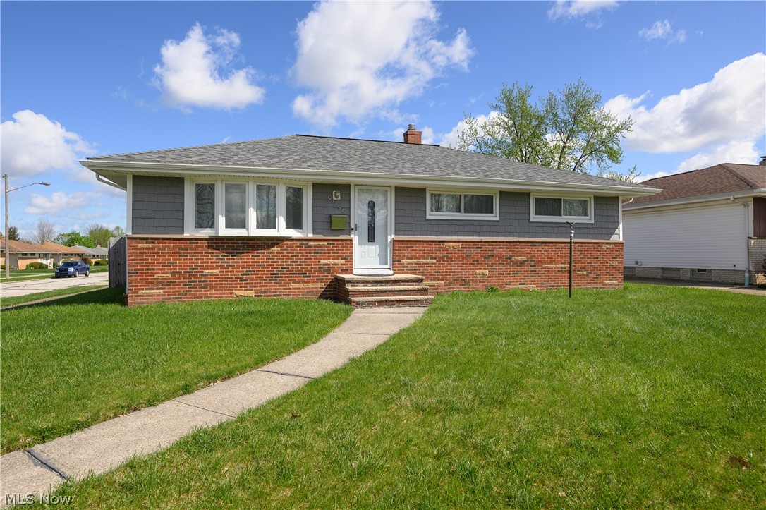 9596 Reichert Road Parma OH 44130