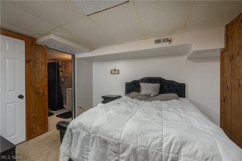 9596 Reichert Road Parma OH 44130