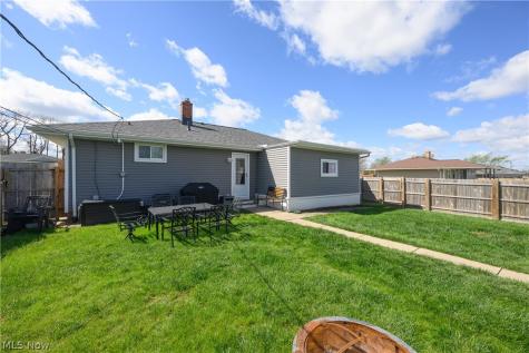 9596 Reichert Road Parma OH 44130