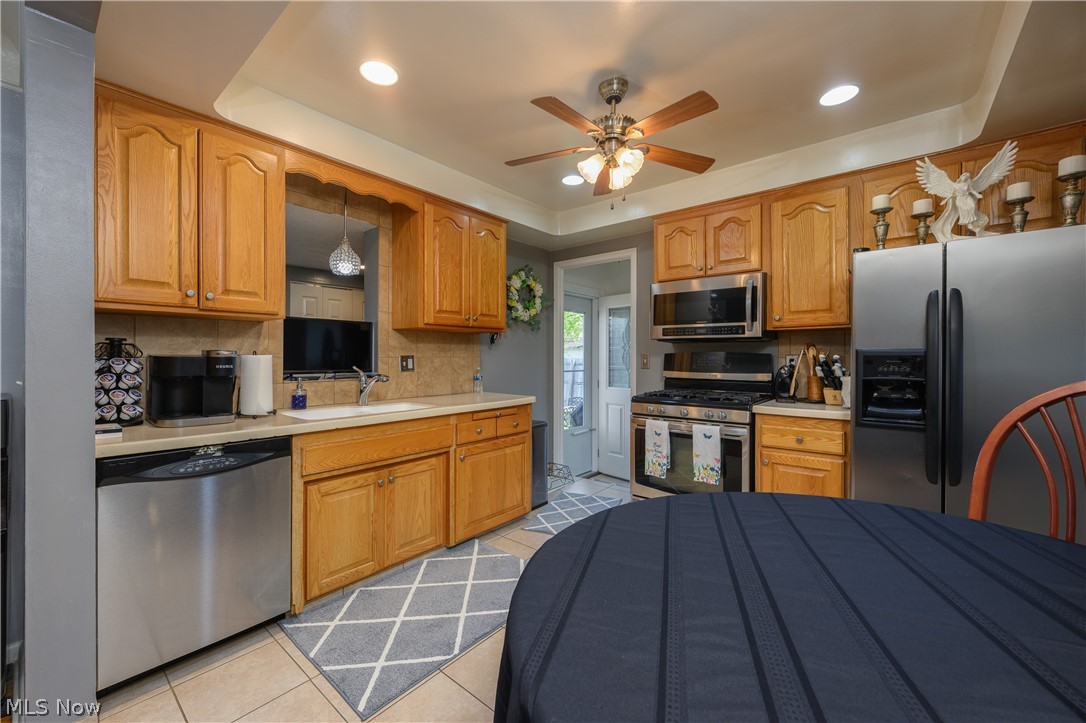 9596 Reichert Road Parma OH 44130
