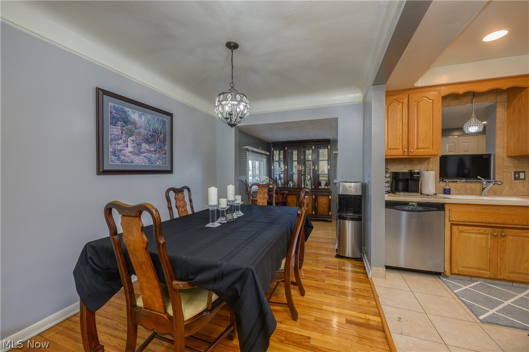 9596 Reichert Road Parma OH 44130