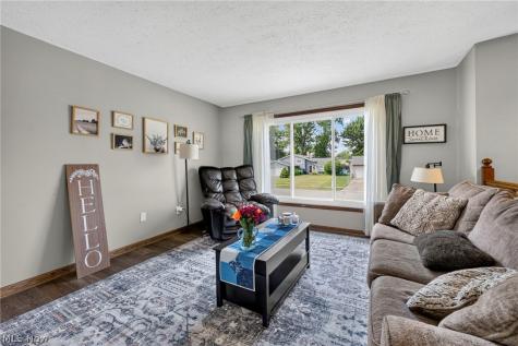 335 Bayshore Drive Eastlake OH 44095