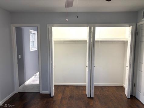 183 Yoder Avon Lake OH 44012
