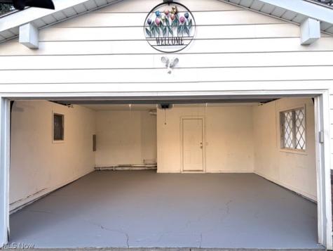183 Yoder Avon Lake OH 44012