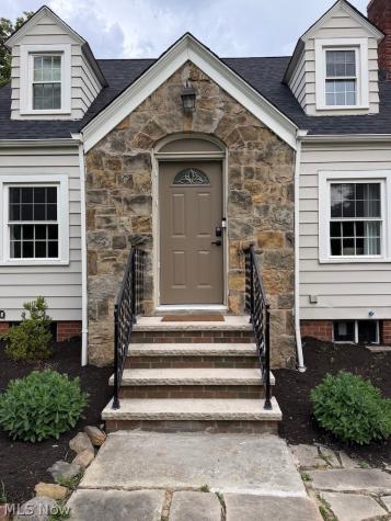 2350 Hillside Road Seven Hills OH 44131