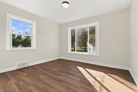 10347 Prospect Road Strongsville OH 44149