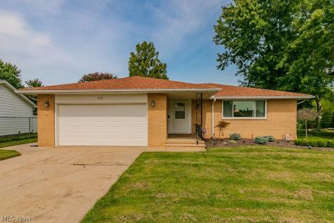 223 Shore Drive Eastlake OH 44095