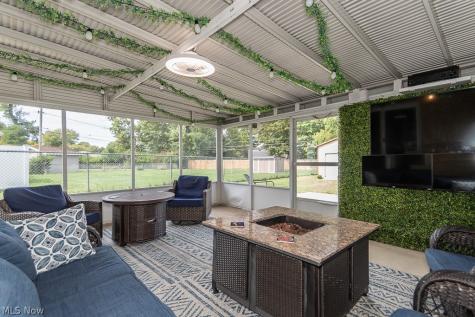223 Shore Drive Eastlake OH 44095
