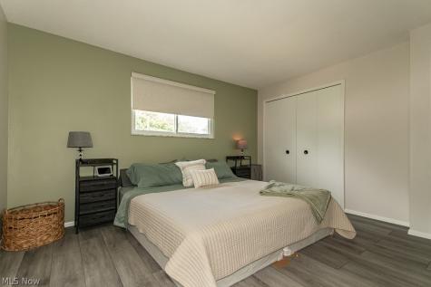 223 Shore Drive Eastlake OH 44095