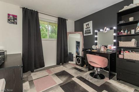 223 Shore Drive Eastlake OH 44095