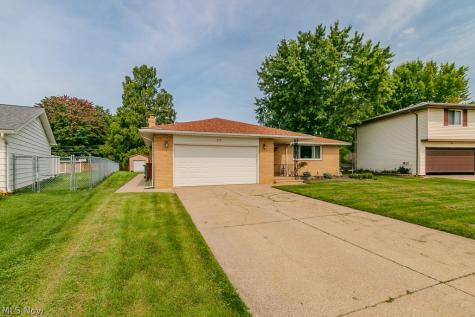 223 Shore Drive Eastlake OH 44095