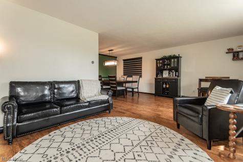 223 Shore Drive Eastlake OH 44095